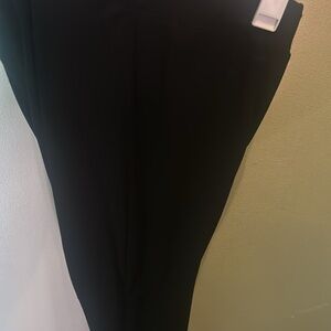 Women’s black pants!🖤